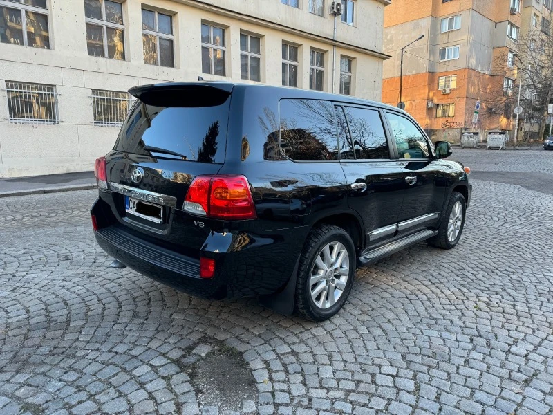 Toyota Land cruiser J 200 FACELIFT, снимка 5 - Автомобили и джипове - 46381861