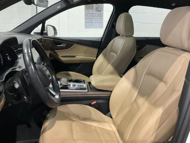 Audi Q7 * AWD TOIT PANO CUIR CAMERA RECUL NAVI MAGS * CARF, снимка 12 - Автомобили и джипове - 52803922