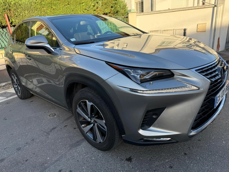 Lexus NX 300h 4WD Executive _ Full options, снимка 2 - Автомобили и джипове - 53401720