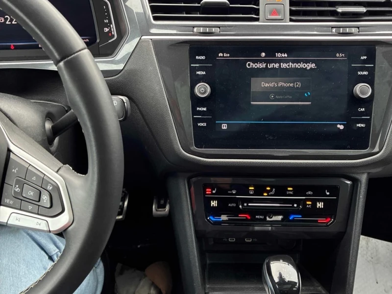 VW Tiguan * Comfortline R Line Black Edition * CARFAX * ЦЕНА, снимка 10 - Автомобили и джипове - 53462731