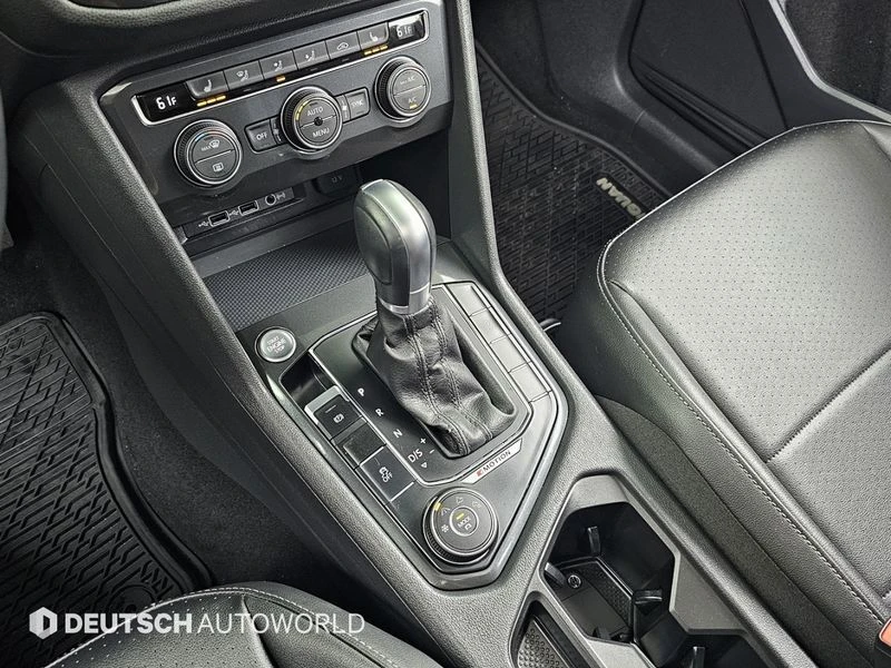 VW Tiguan 2.0 TSI 4Motion| 180к.с.| ВКЛ.ТЕХНОТЕСТ, снимка 11 - Автомобили и джипове - 55650469