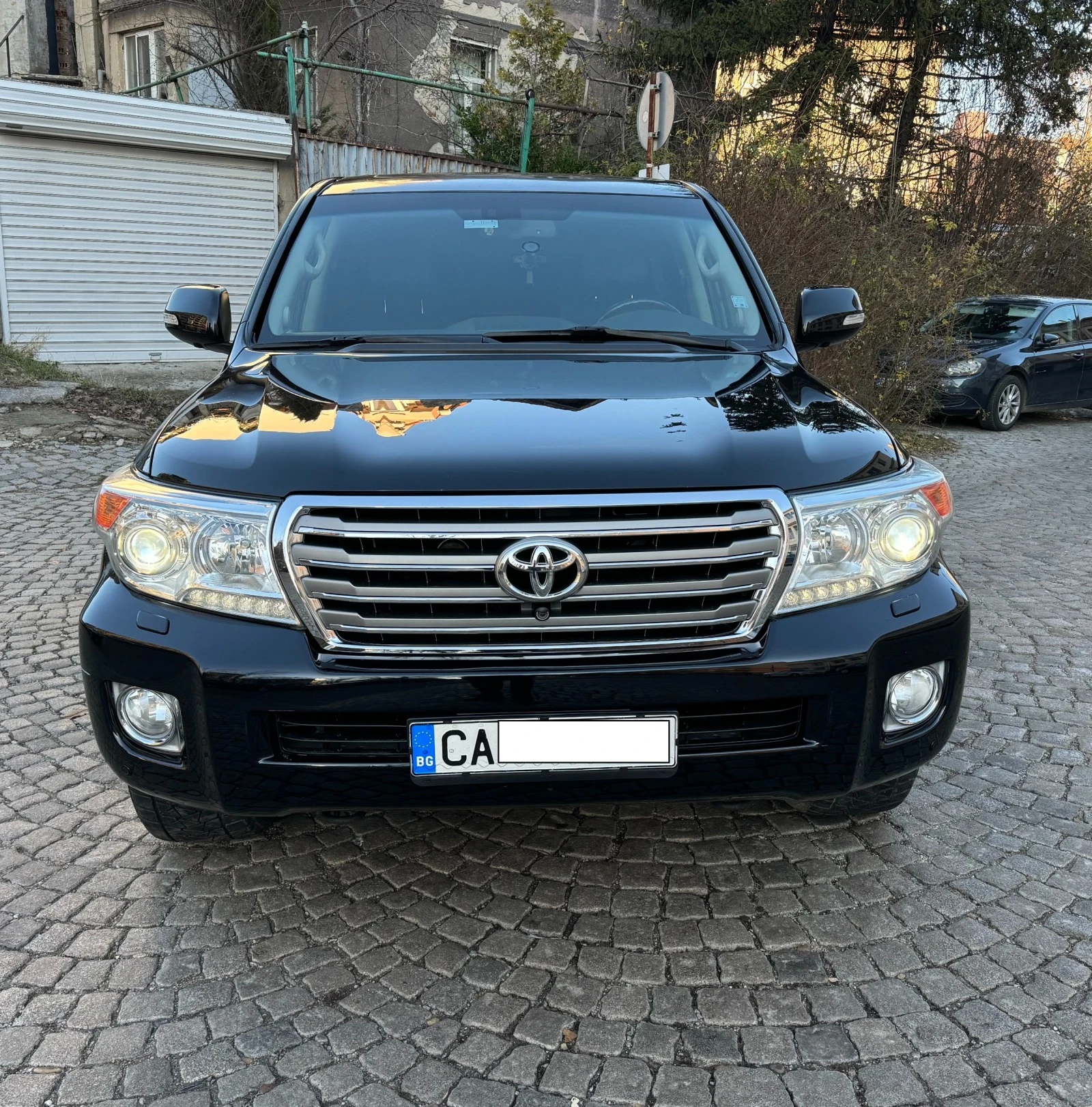 Toyota Land cruiser J 200 FACELIFT - изображение 2