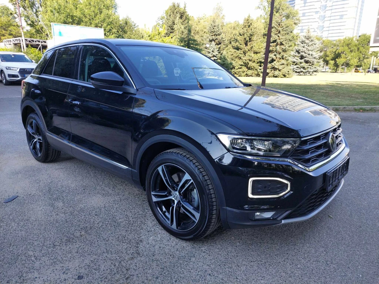 VW T-Roc 2, 0TDI 150ps 4x4 AUTOMATIC - изображение 2