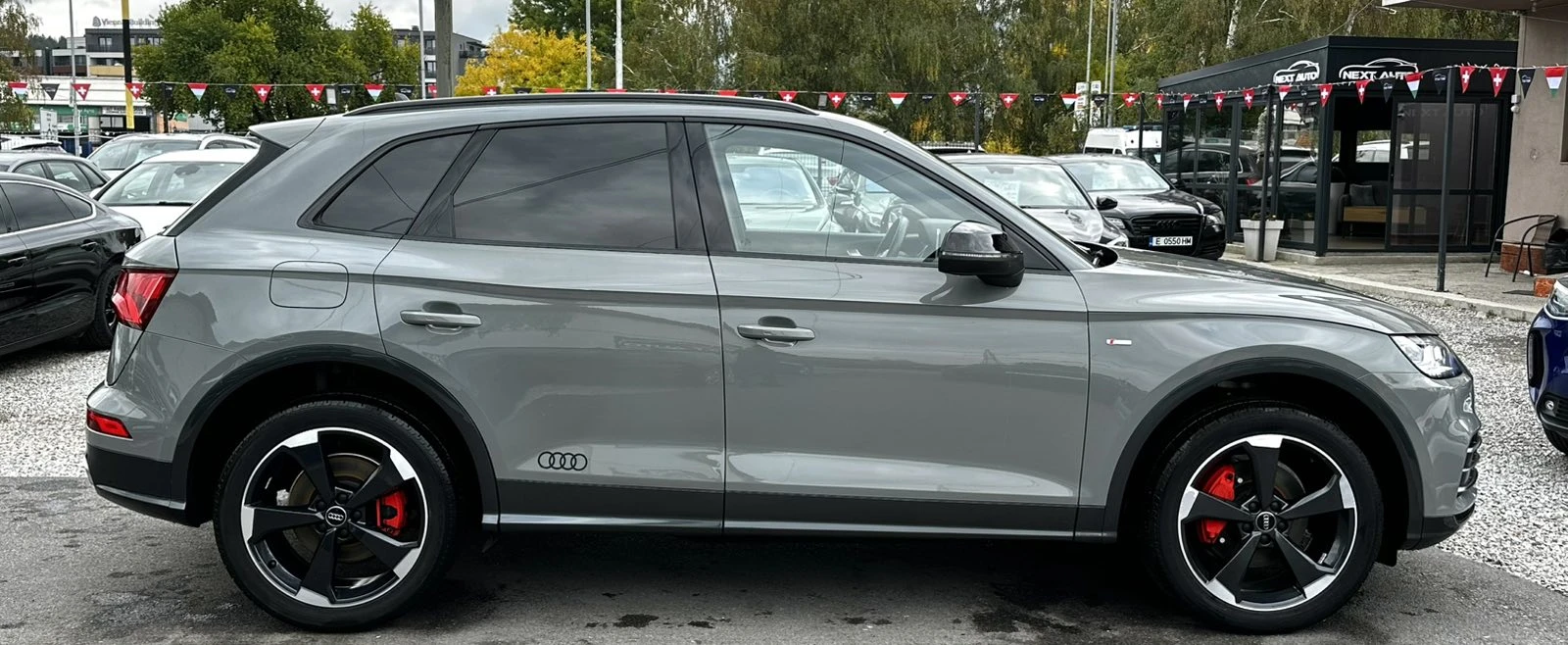 Audi Q5 2.0TDI 190HP QUATTRO S LINE LED EURO6B - изображение 4