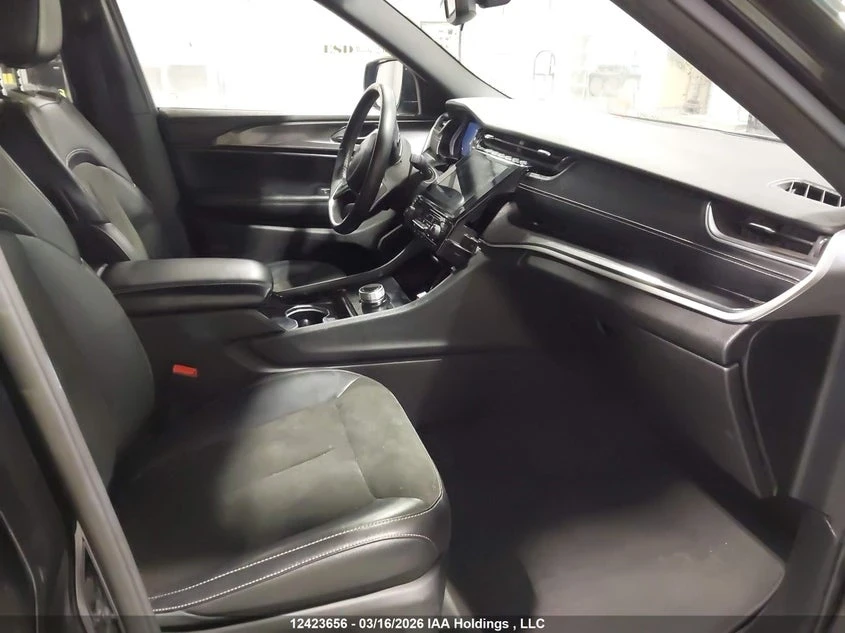 Jeep Grand cherokee L LAREDO, снимка 5 - Автомобили и джипове - 53955316