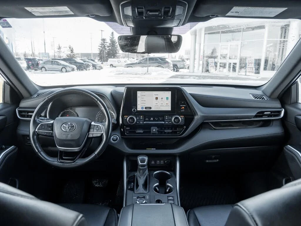 Toyota Highlander AWD* КОЖА* KEYLESS* ПОДГРЕВ* КАМЕРИ* ШИБИДАХ* , снимка 9 - Автомобили и джипове - 54161572