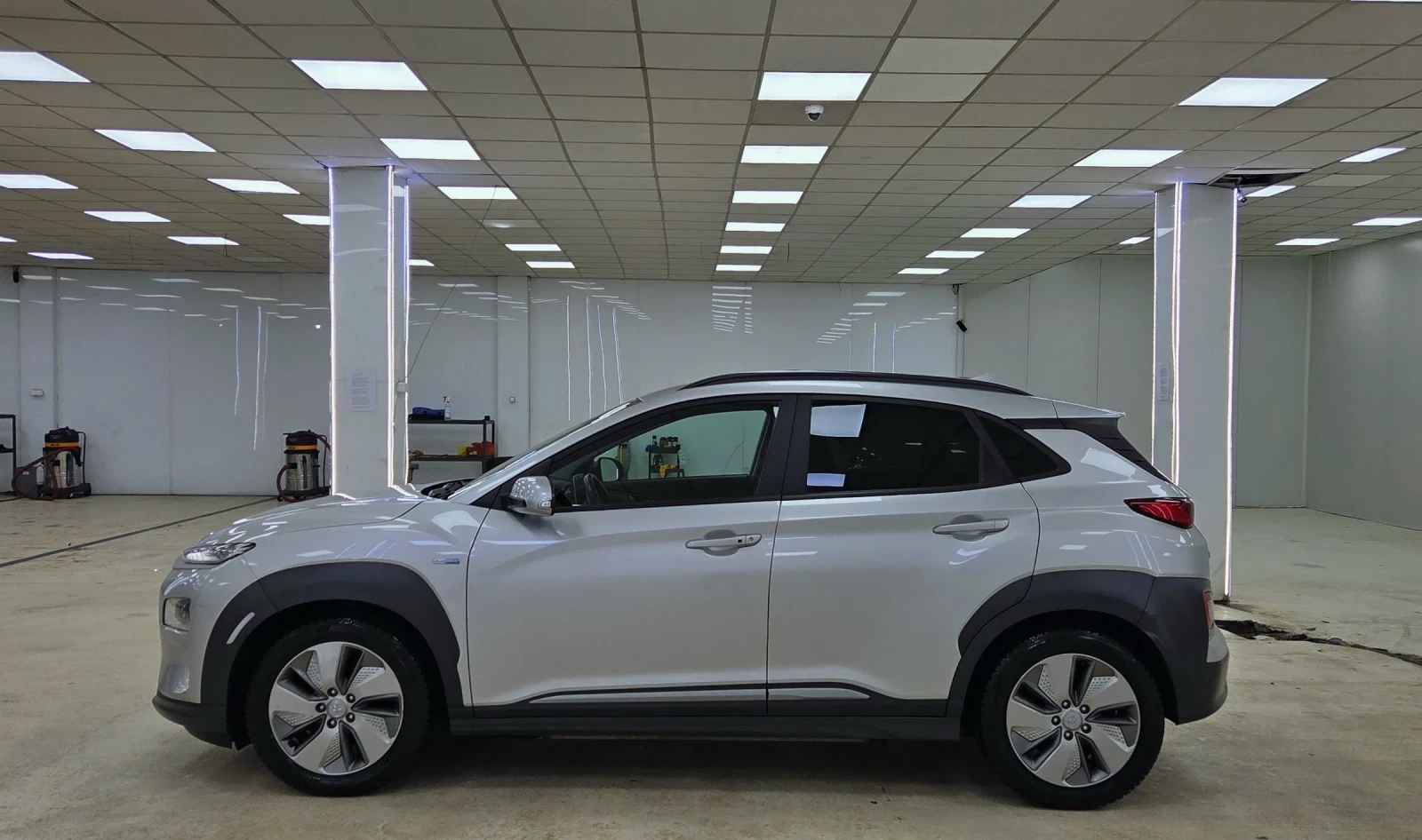 Hyundai Kona 64KWh/Premium/Blue Link, снимка 5 - Автомобили и джипове - 54261352