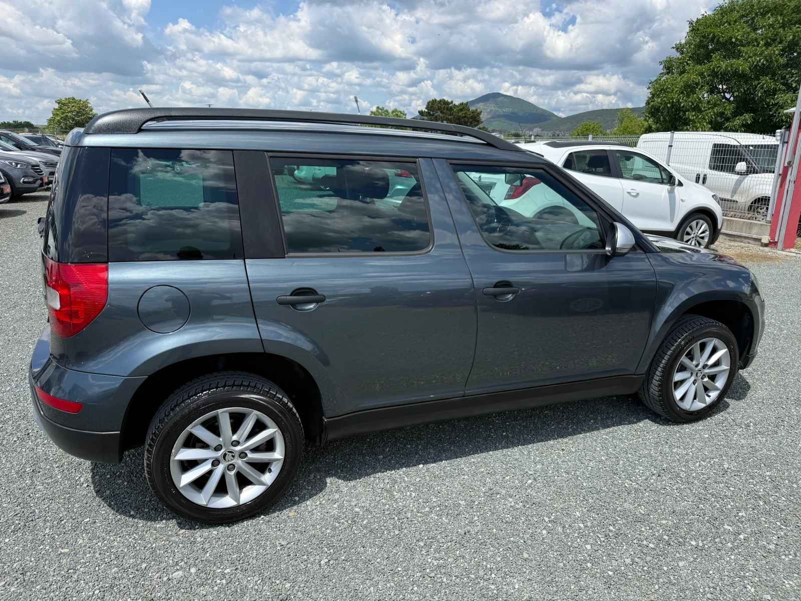 Skoda Yeti (KATO НОВА)^(GREENLINE), снимка 5 - Автомобили и джипове - 54823329