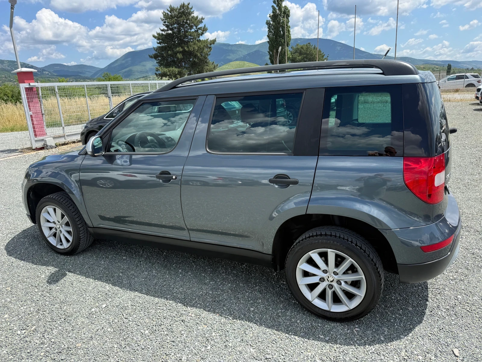 Skoda Yeti (KATO НОВА)^(GREENLINE), снимка 9 - Автомобили и джипове - 54823329