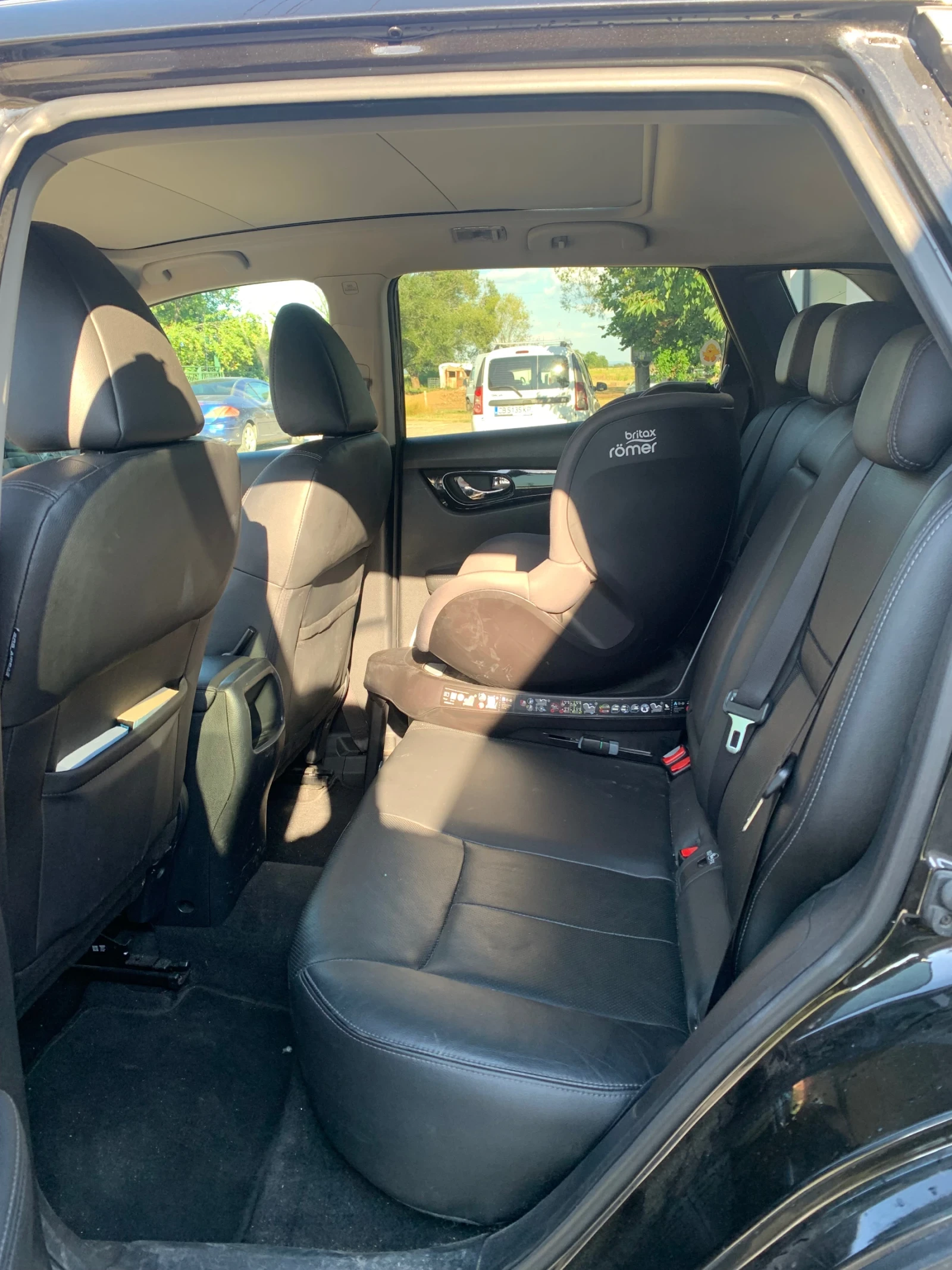 Nissan Qashqai, снимка 5 - Автомобили и джипове - 55694254