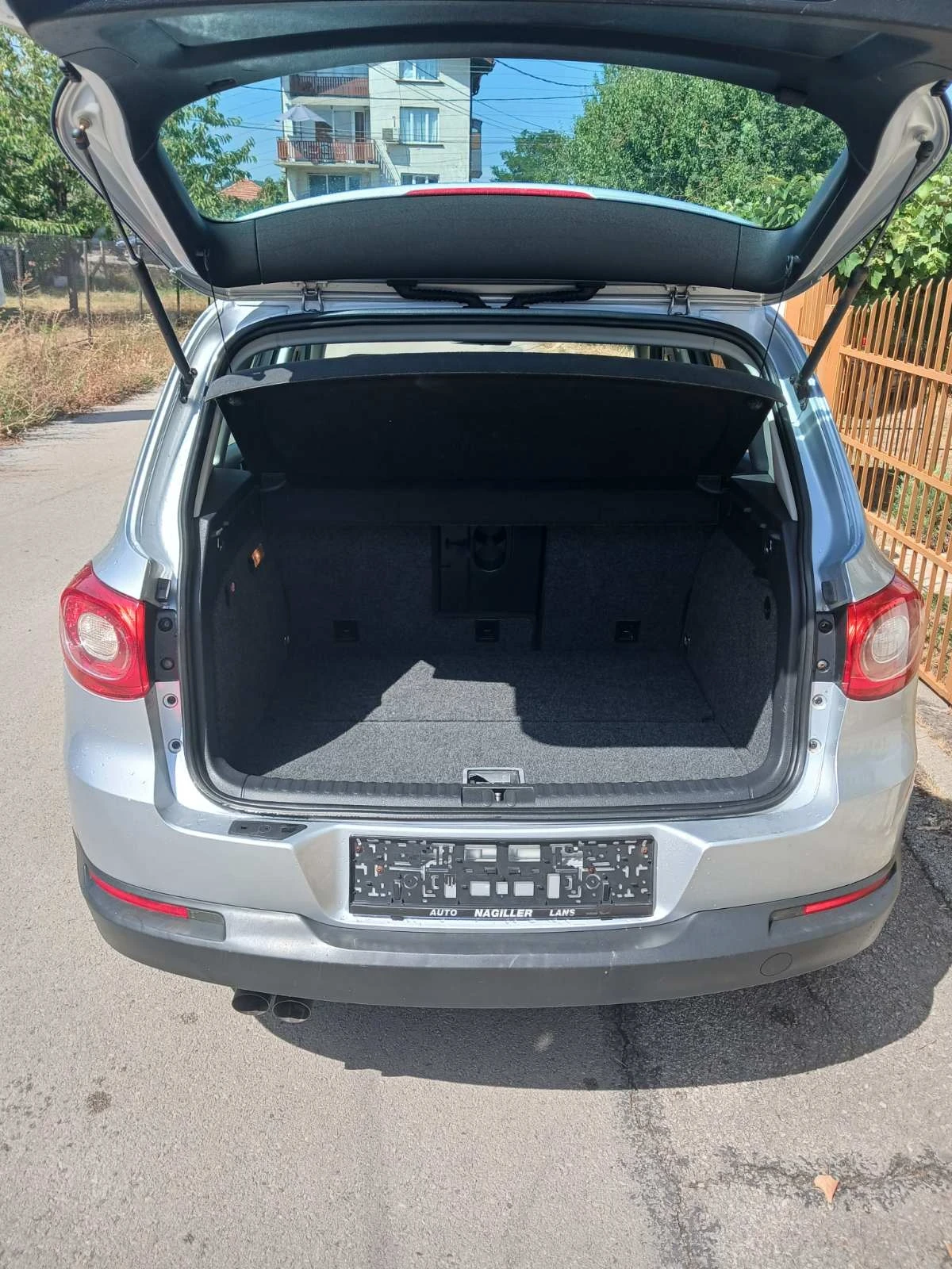 VW Tiguan 2.0 TDI Дизел, снимка 6 - Автомобили и джипове - 55878962