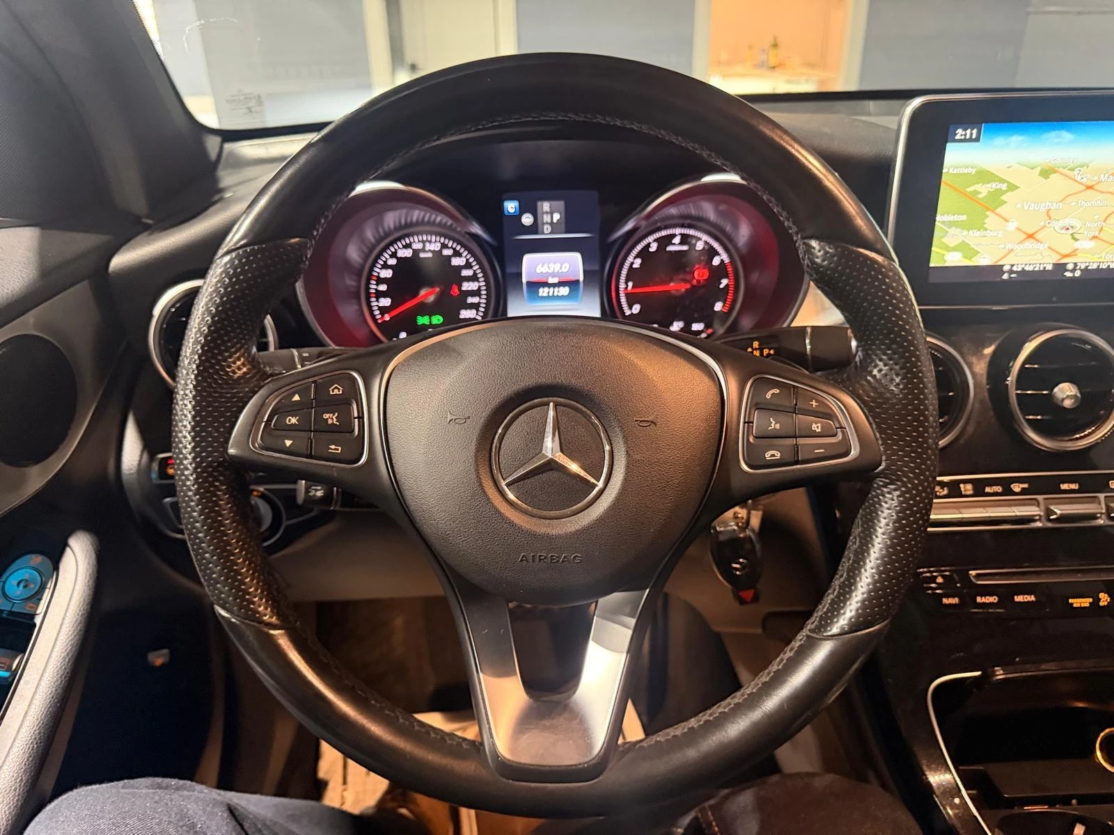 Mercedes-Benz GLC 300 * CARFAX * ЦЕНА ДО БГ, снимка 8 - Автомобили и джипове - 55902972