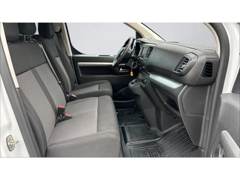 Toyota Proace Месечна вноска от 650 лв., снимка 6 - Бусове и автобуси - 52386074