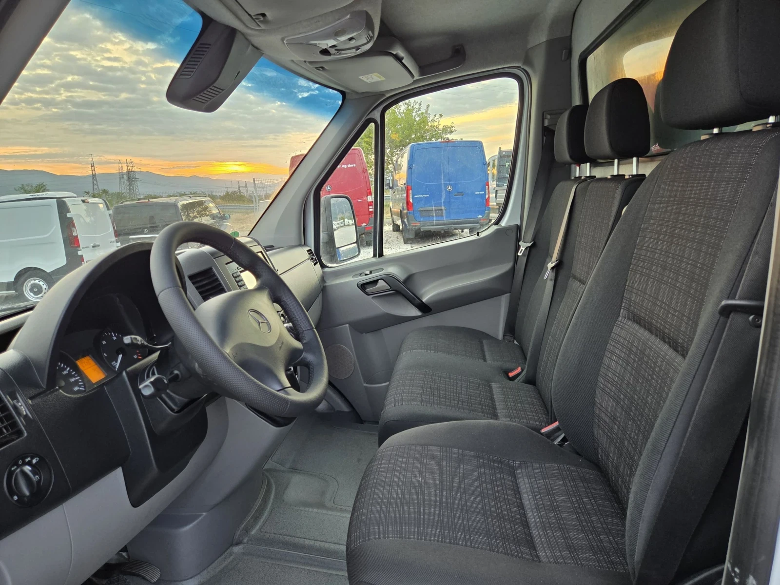 Mercedes-Benz Sprinter 316 CDI, Климатик, Нави, Бордови + Брезент - изображение 9