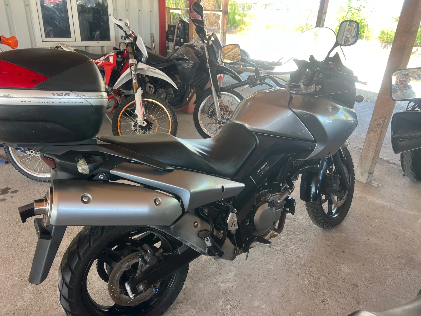 Suzuki V-strom 650 Lizing, снимка 9 - Мотоциклети и мототехника - 54771637