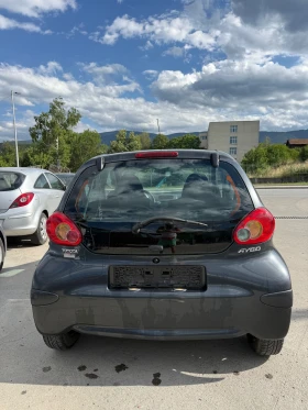 Toyota Aygo 1.0i Топ състояния като нова обслужена климатик, снимка 7