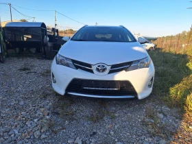 Toyota Auris, снимка 1