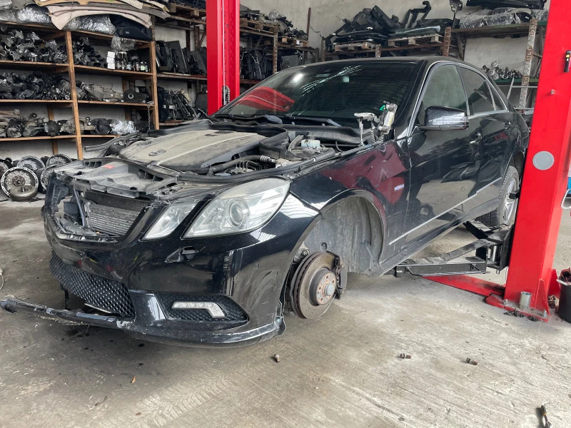 Mercedes-Benz E 350, снимка 2 - Автомобили и джипове - 40068571