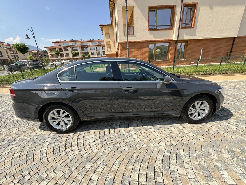 VW Passat 1.5TSI, снимка 1 - Автомобили и джипове - 47298464