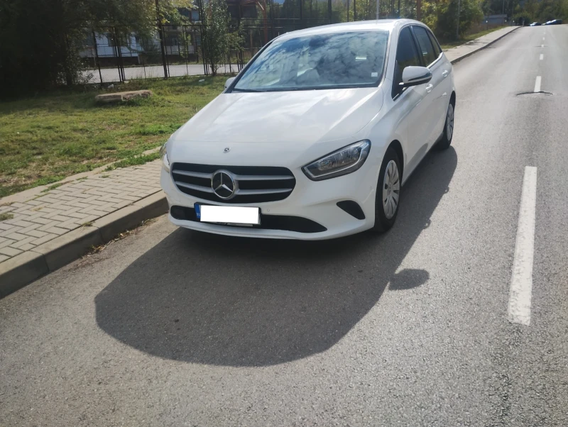 Mercedes-Benz B 180, снимка 2 - Автомобили и джипове - 47355076