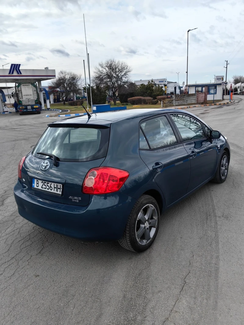 Toyota Auris, снимка 7 - Автомобили и джипове - 48527182