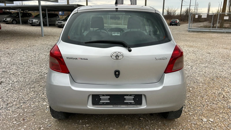 Toyota Yaris 1.0-ИТАЛИЯ-EURO4-КЛИМА, снимка 5 - Автомобили и джипове - 48724943