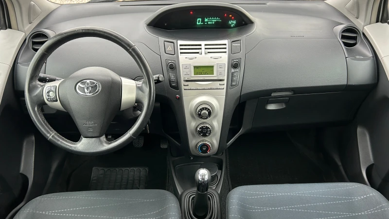 Toyota Yaris 1.0-ИТАЛИЯ-EURO4-КЛИМА, снимка 11 - Автомобили и джипове - 48724943