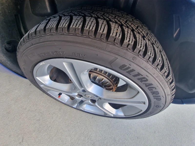 Renault Clio GTline 1.5 90kc AUTOMAT  NAVI  CAMERA 160000km TOP, снимка 15 - Автомобили и джипове - 49545267