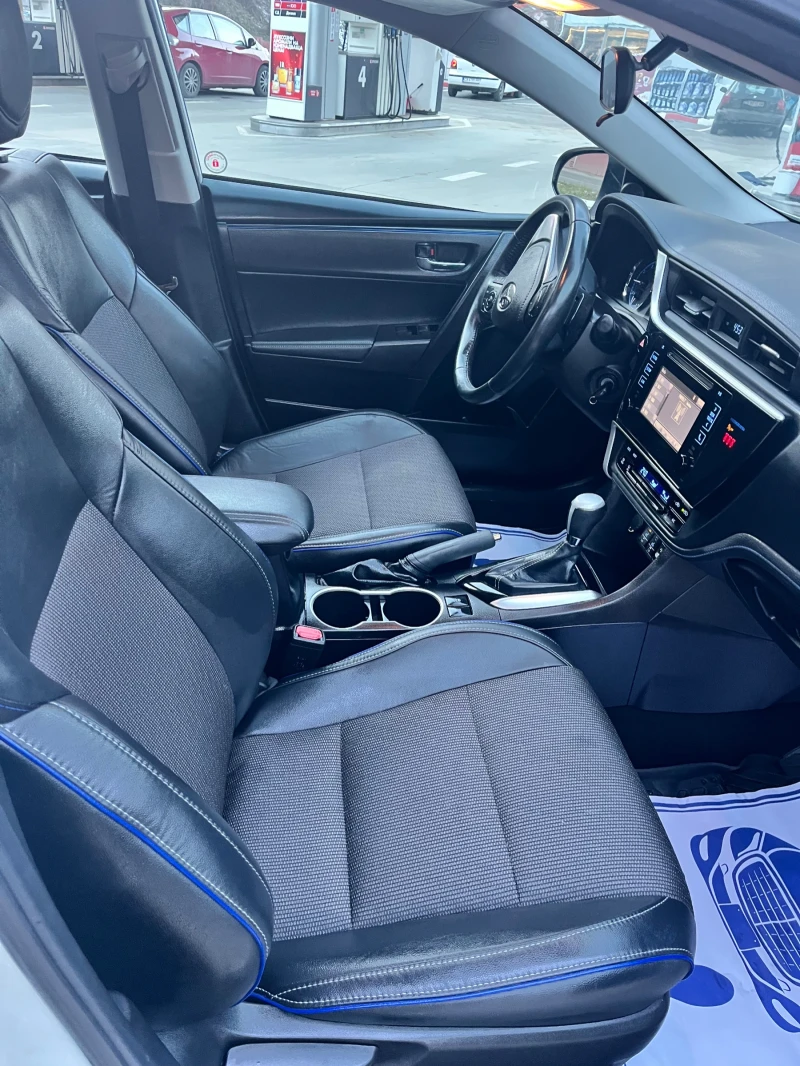 Toyota Corolla Se, снимка 14 - Автомобили и джипове - 52218075