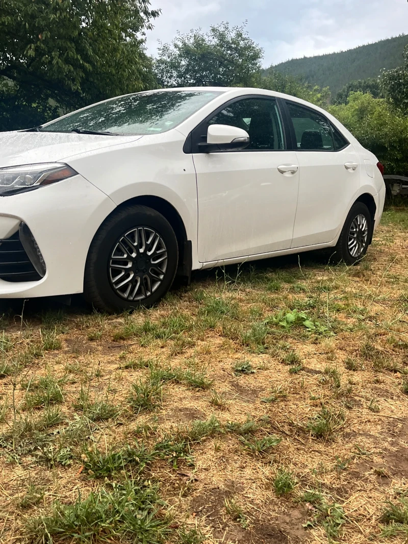 Toyota Corolla Se, снимка 10 - Автомобили и джипове - 52218075