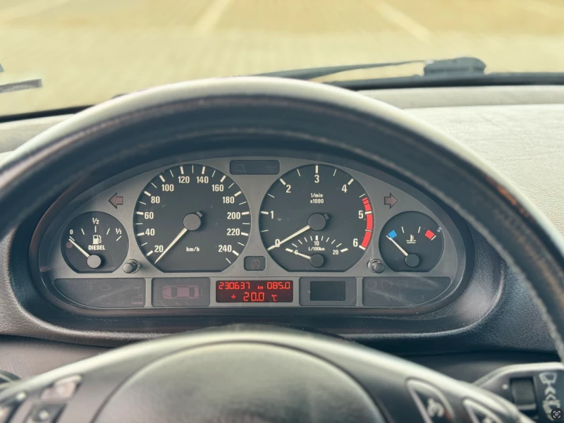 BMW 330 D E46 Sedan , снимка 10 - Автомобили и джипове - 52181897