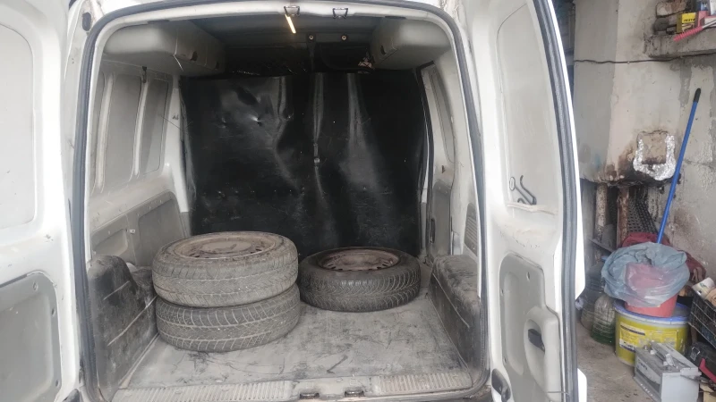 Renault Kangoo 1, 5 DCI, снимка 9 - Автомобили и джипове - 52104916