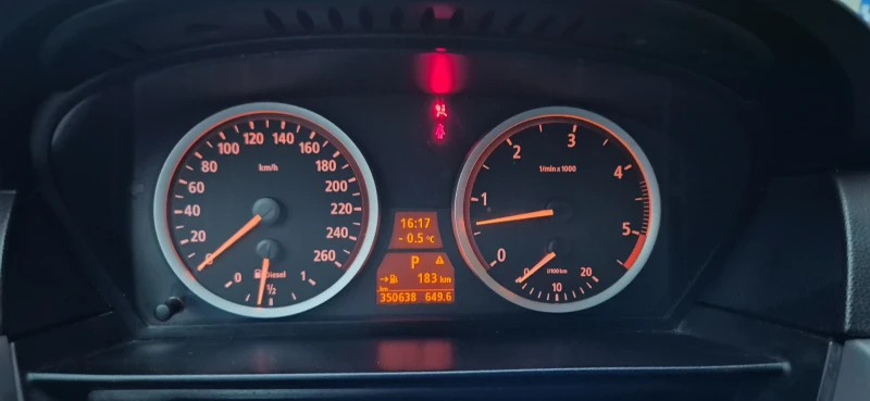 BMW 525 D/АВТОМАТИК/М-ПАКЕТ, снимка 5 - Автомобили и джипове - 53418394