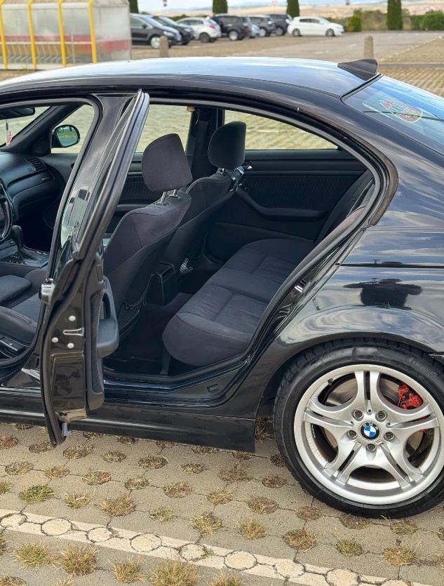 BMW 330 D E46 Sedan , снимка 12 - Автомобили и джипове - 52181897