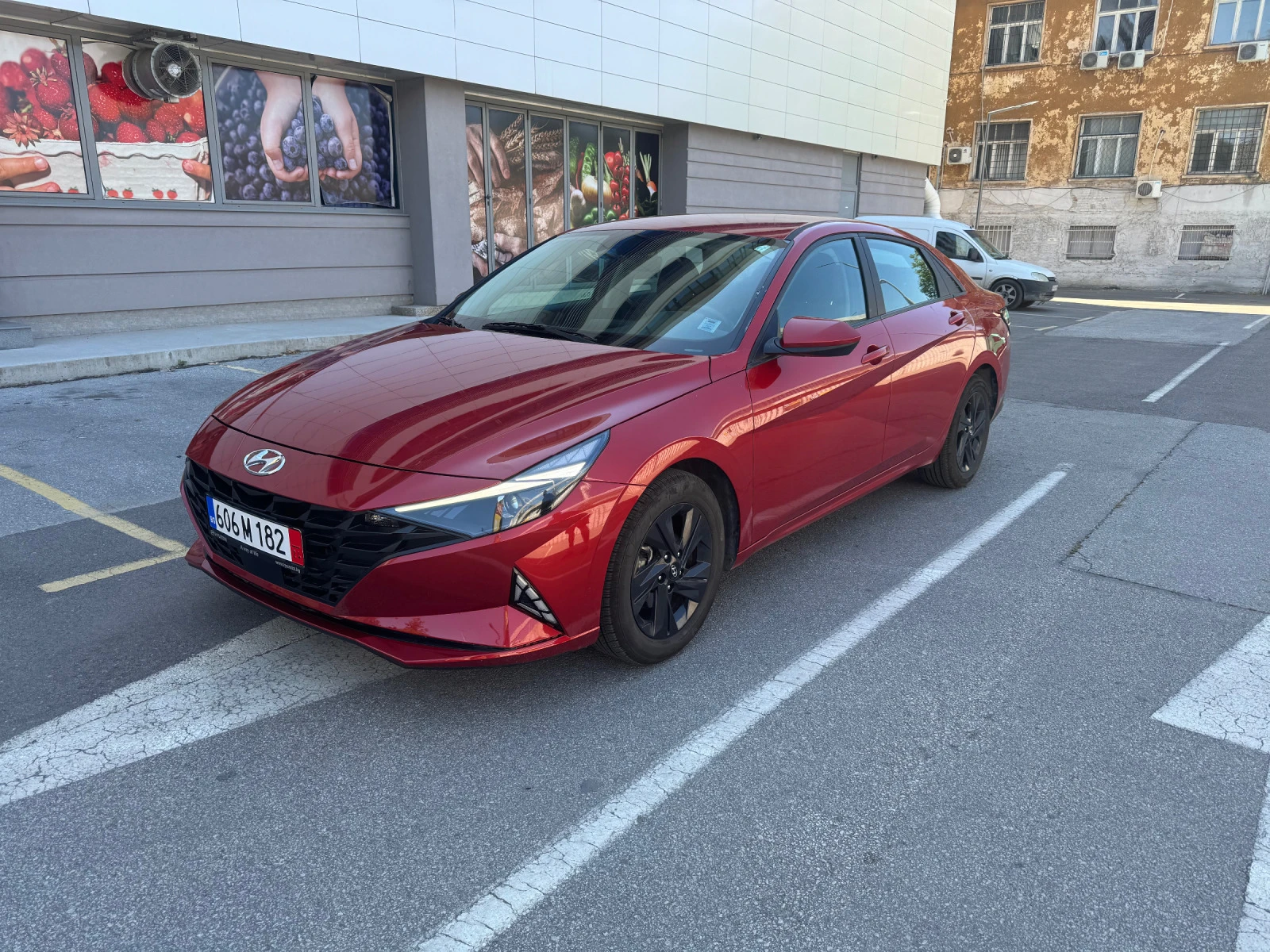 Hyundai Elantra CN7 DOCH 2.0I - [1] 