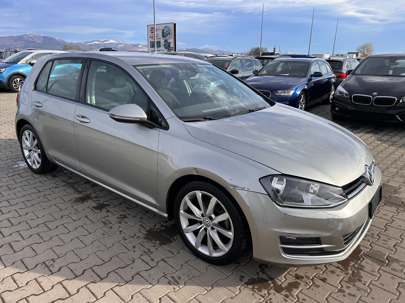 VW Golf 1.6TDI NAVI EURO 5 - изображение 4