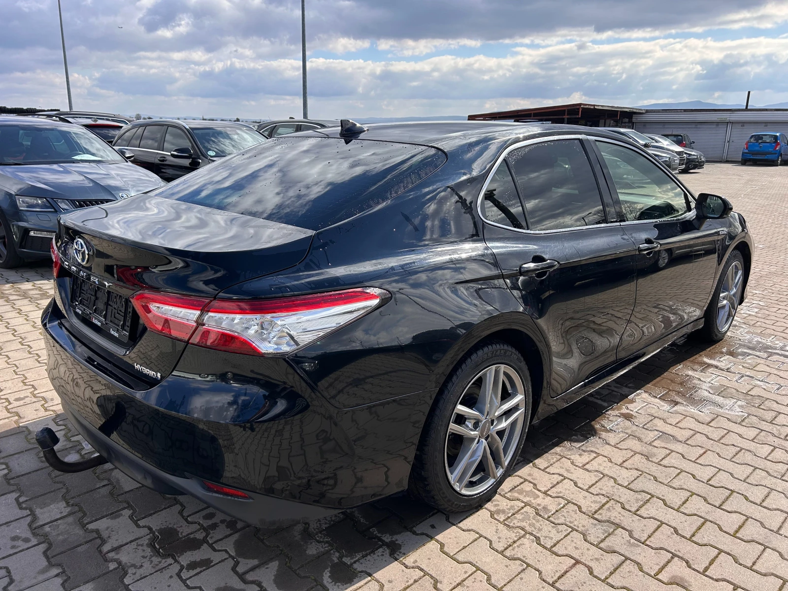 Toyota Camry 2.5HYBRID AVTOMAT/KOJA/NAVI EURO 6 - изображение 6