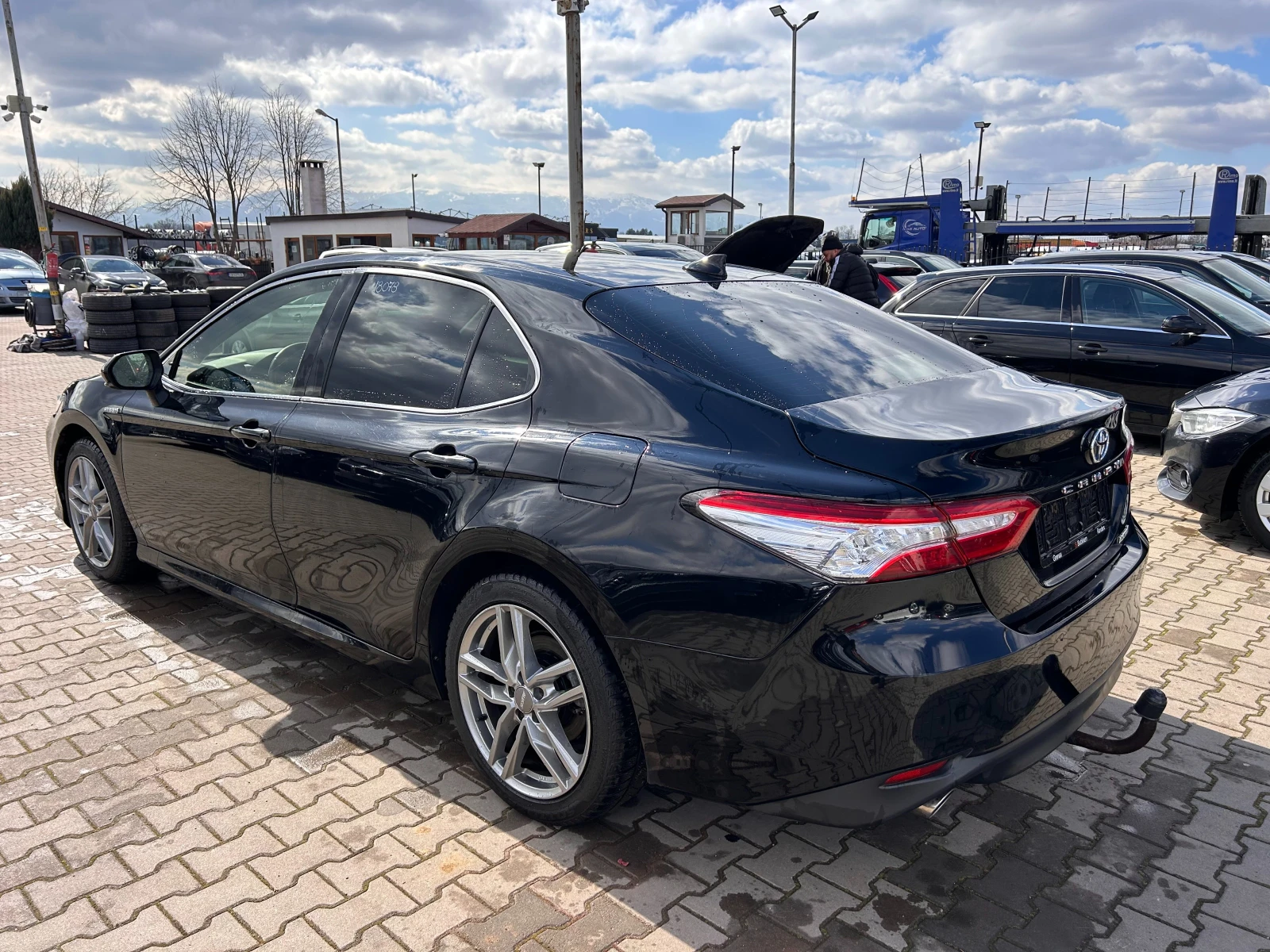 Toyota Camry 2.5HYBRID AVTOMAT/KOJA/NAVI EURO 6 - изображение 8