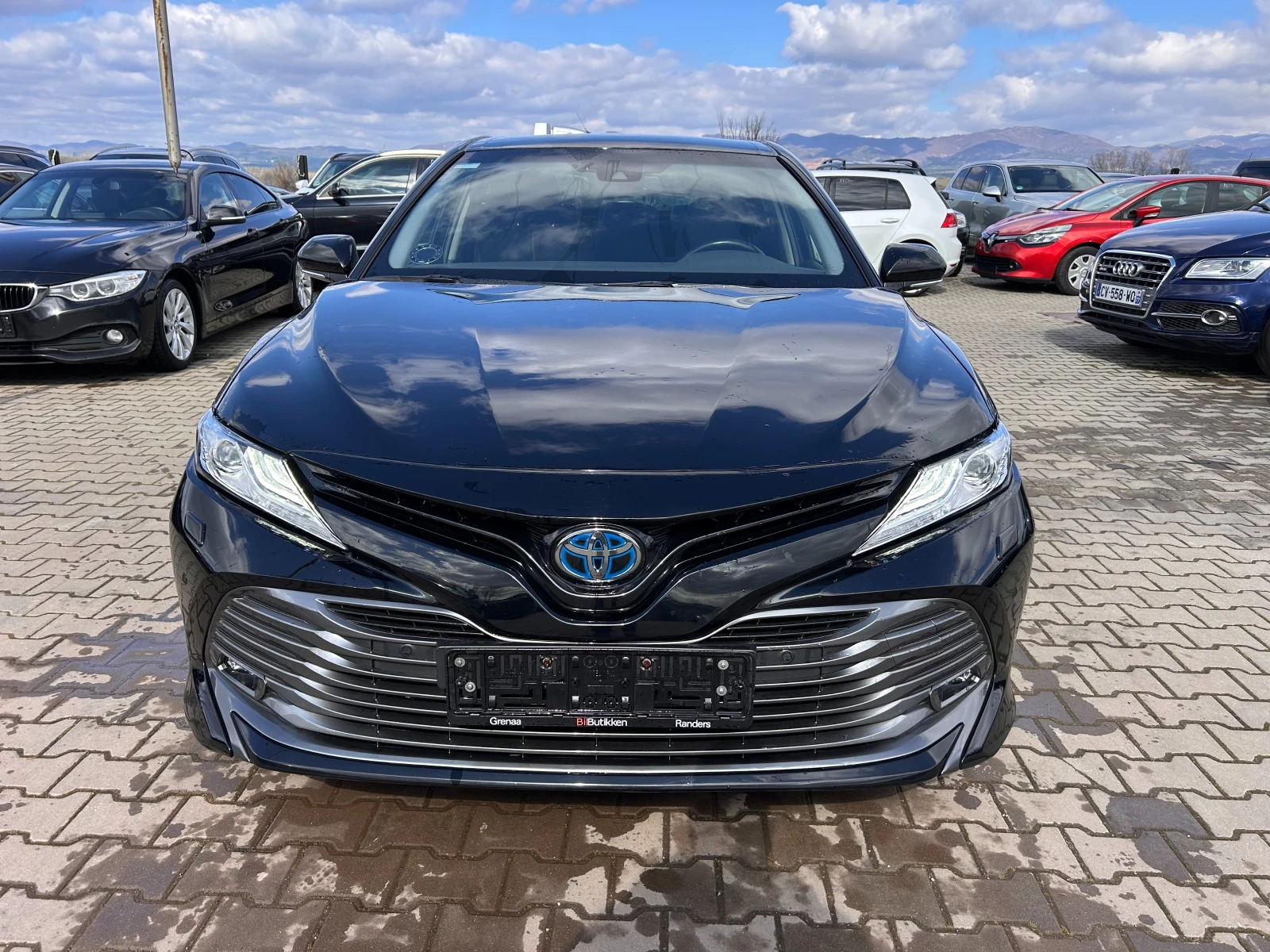 Toyota Camry 2.5HYBRID AVTOMAT/KOJA/NAVI EURO 6 - изображение 3