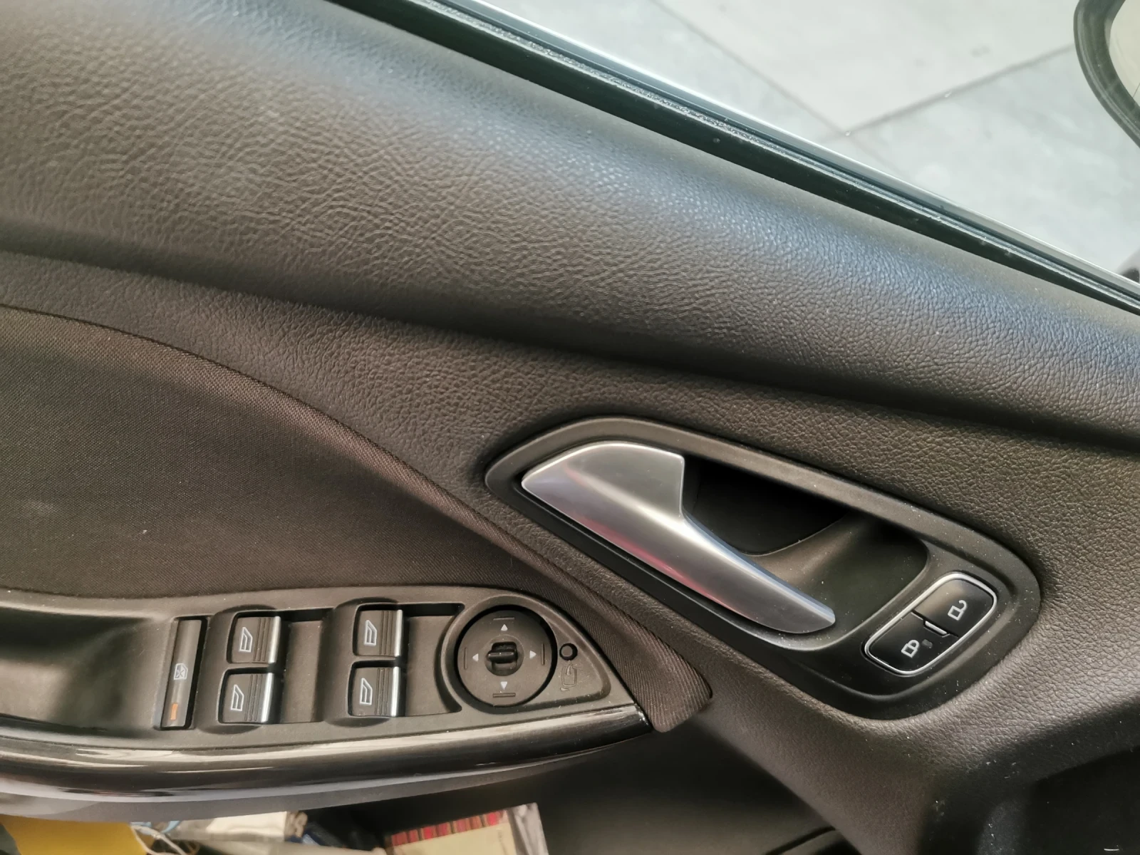 Ford Focus Titanium - изображение 5