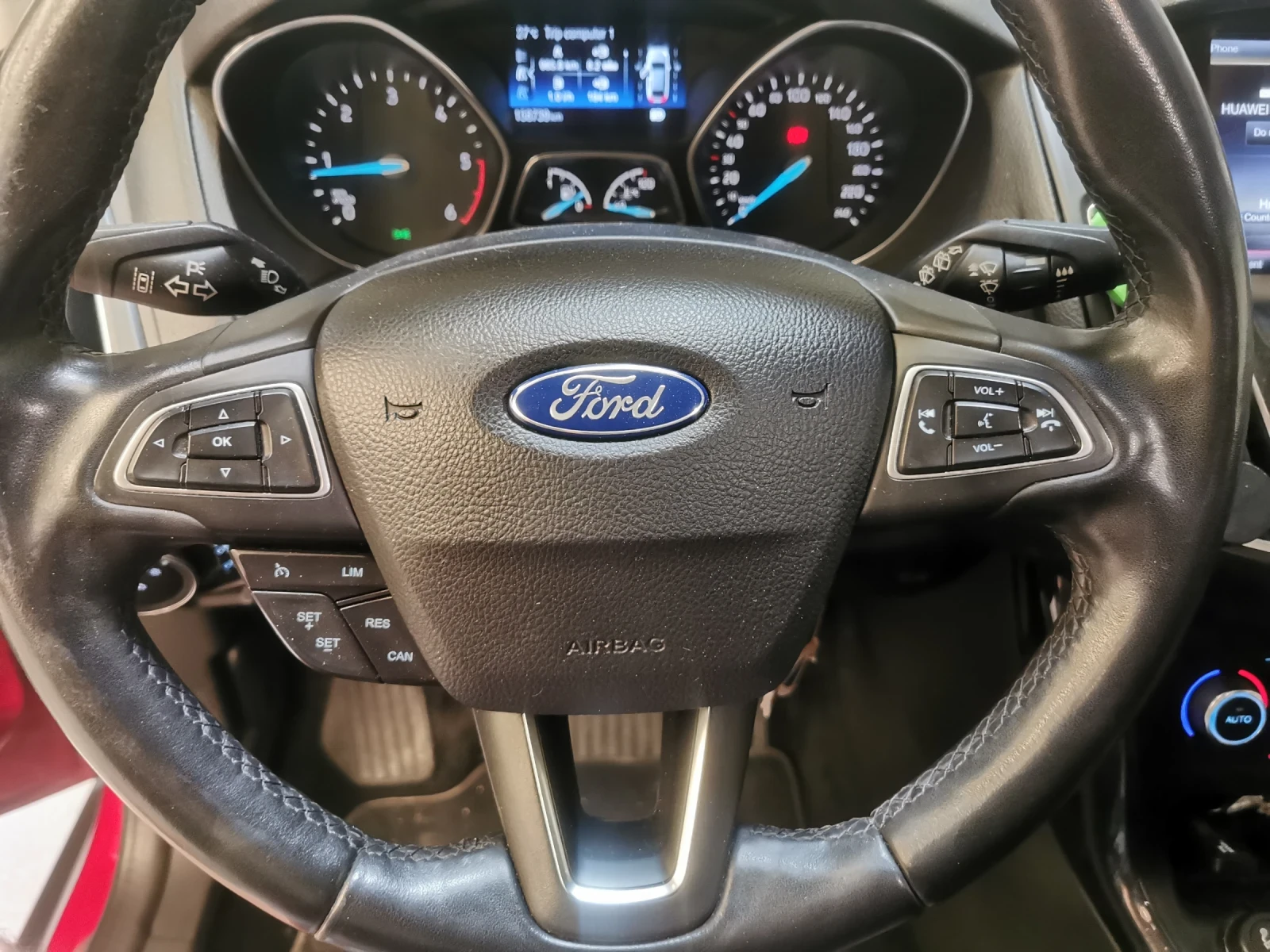 Ford Focus Titanium - изображение 6