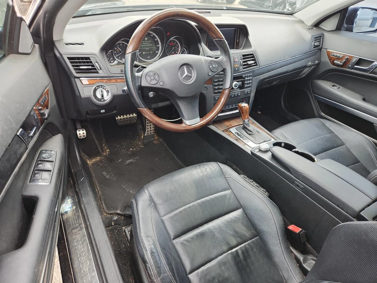 Mercedes-Benz E 350  - изображение 7
