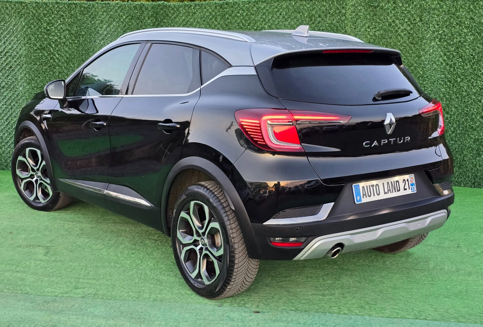Renault Captur 1.3TCe* 140кс* INTENS* 69000км - изображение 7