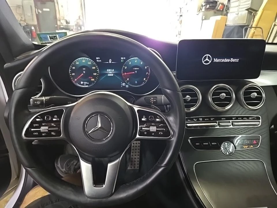 Mercedes-Benz C 300 * 4MATIC * CARFAX * ЦЕНА ДО БЪЛГАРИЯ - изображение 6