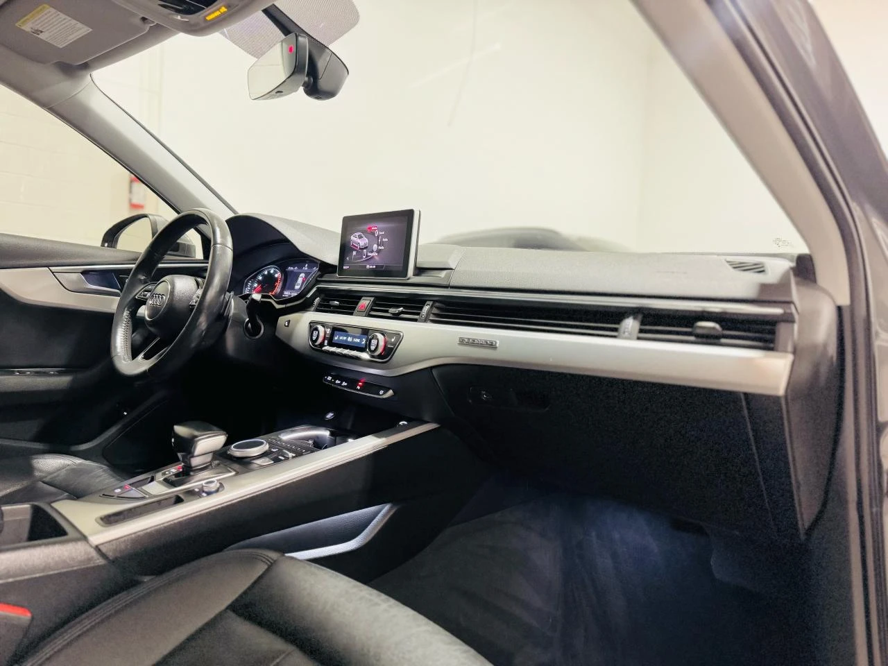 Audi A4 2.0 TFSI Quattro / Progressiv / 360  | Mobile.bg   15