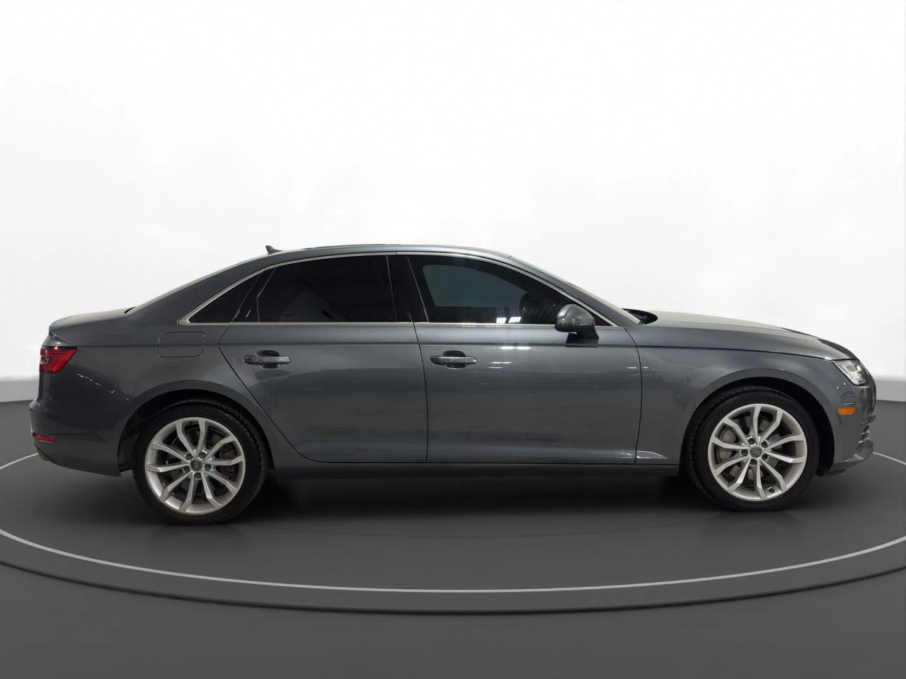 Audi A4 2.0 TFSI Quattro / Progressiv / 360  - изображение 5