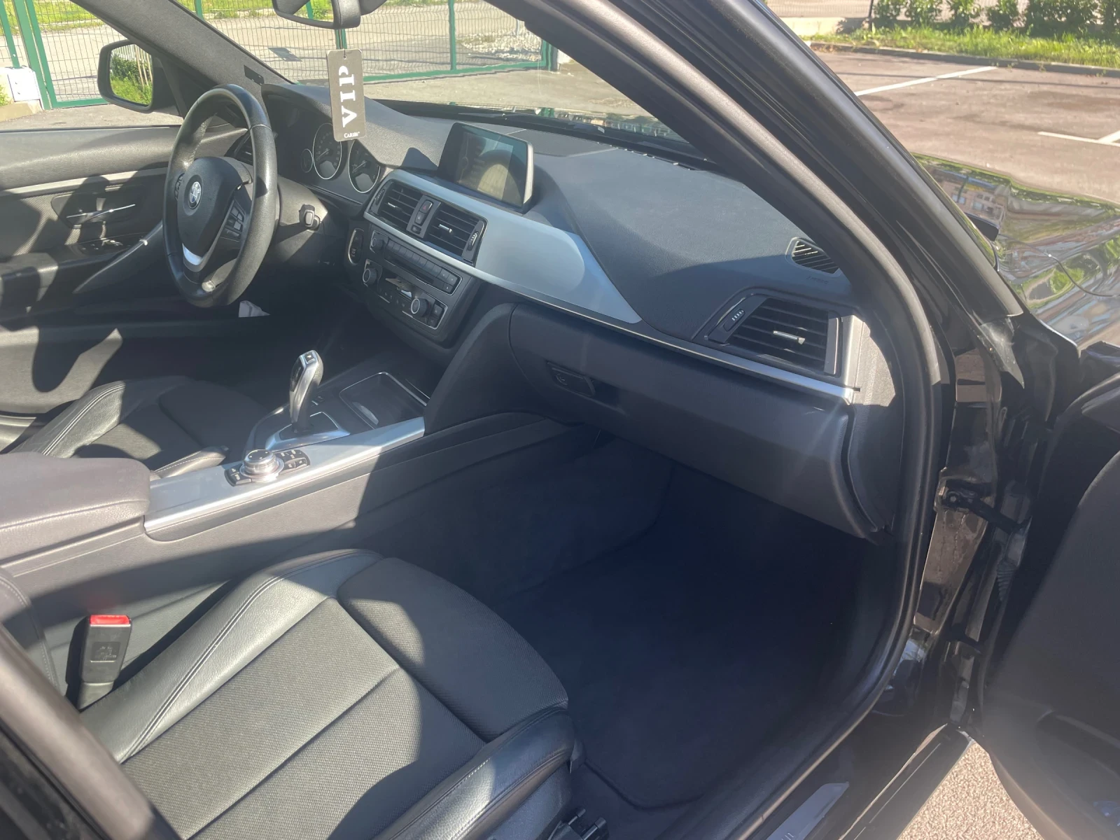 BMW 320 320 d xdrive Luxury | Mobile.bg   9