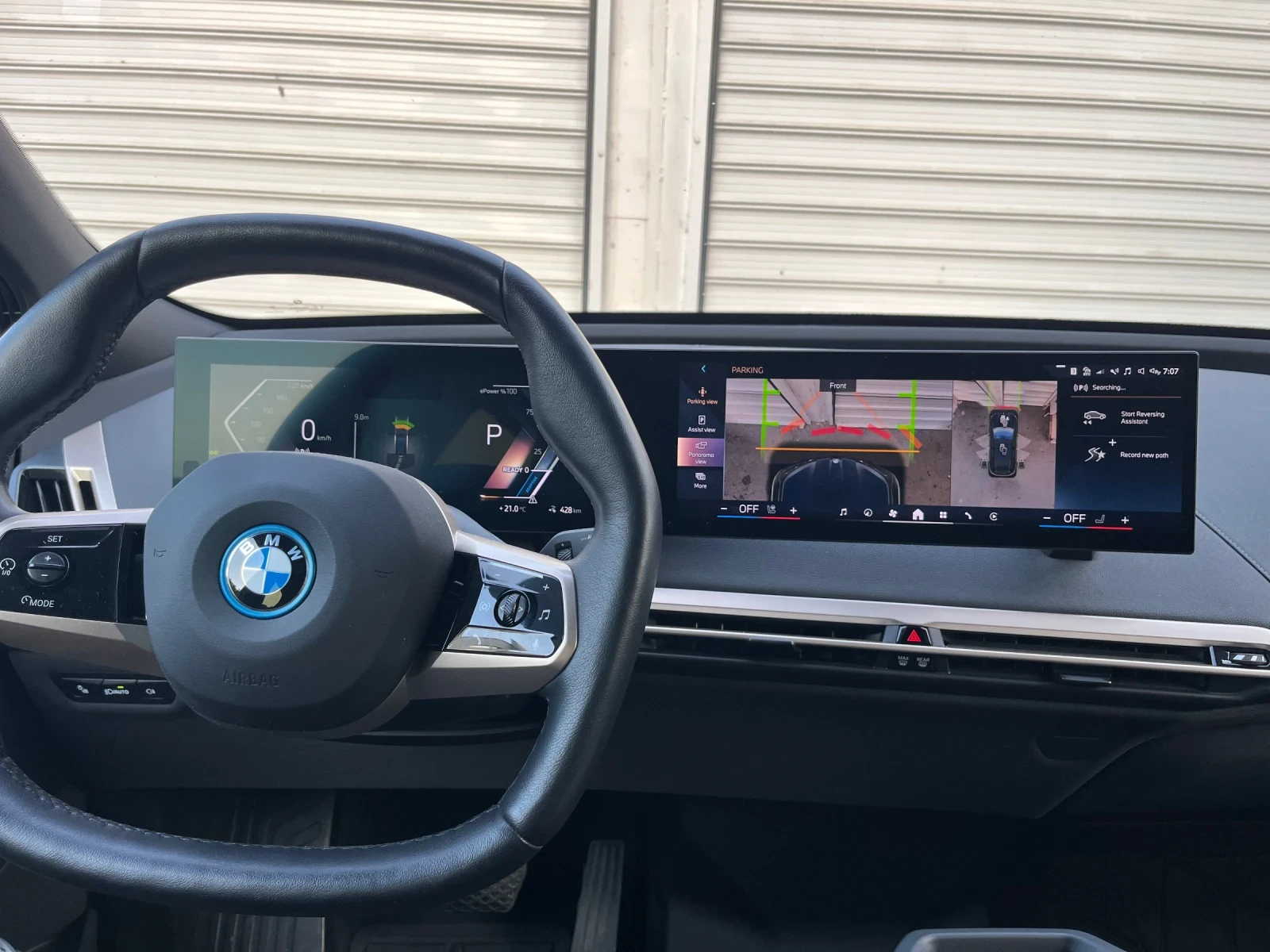 BMW iX xDrive40 | Mobile.bg   12