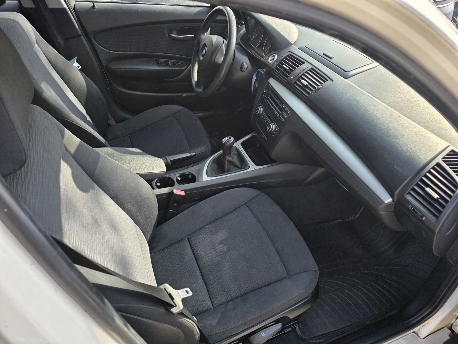 BMW 116 2.0 i , снимка 7 - Автомобили и джипове - 54214717