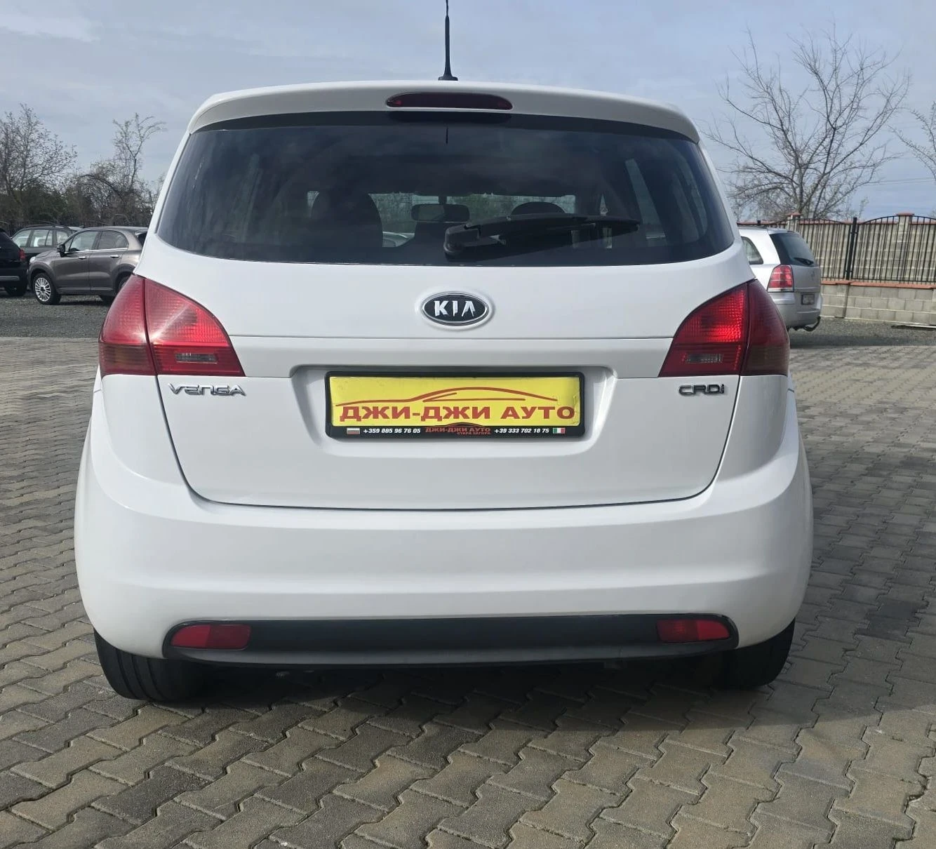 Kia Venga 1.4CRDI, снимка 5 - Автомобили и джипове - 54234833